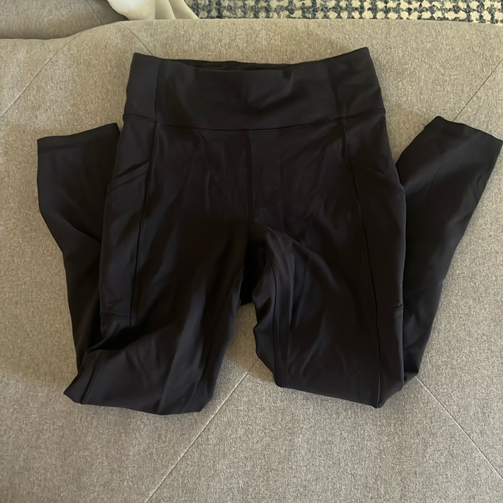 Lululemon leggings with pockets